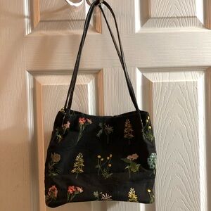 Floral shoulder bag